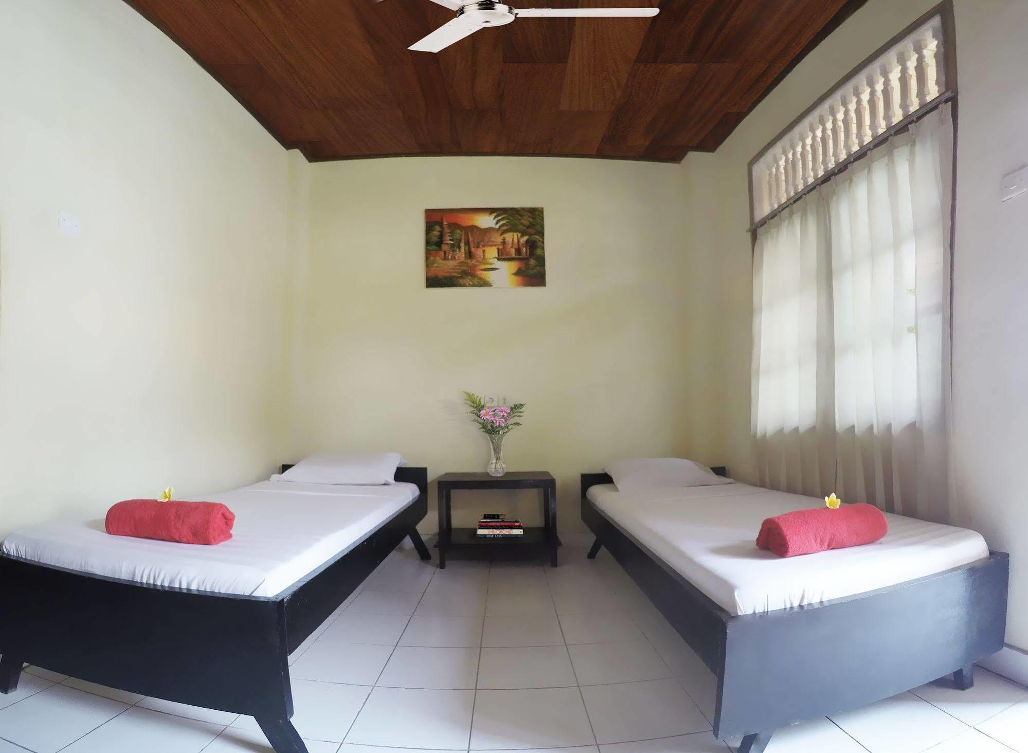 Bali Manik Beach Inn Kuta Lombok Eksteriør billede