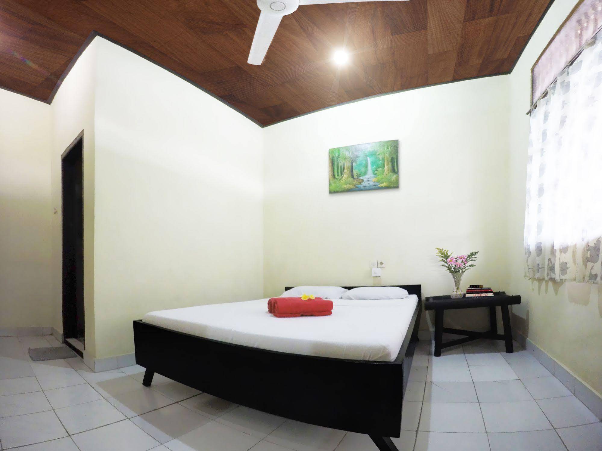 Bali Manik Beach Inn Kuta Lombok Eksteriør billede
