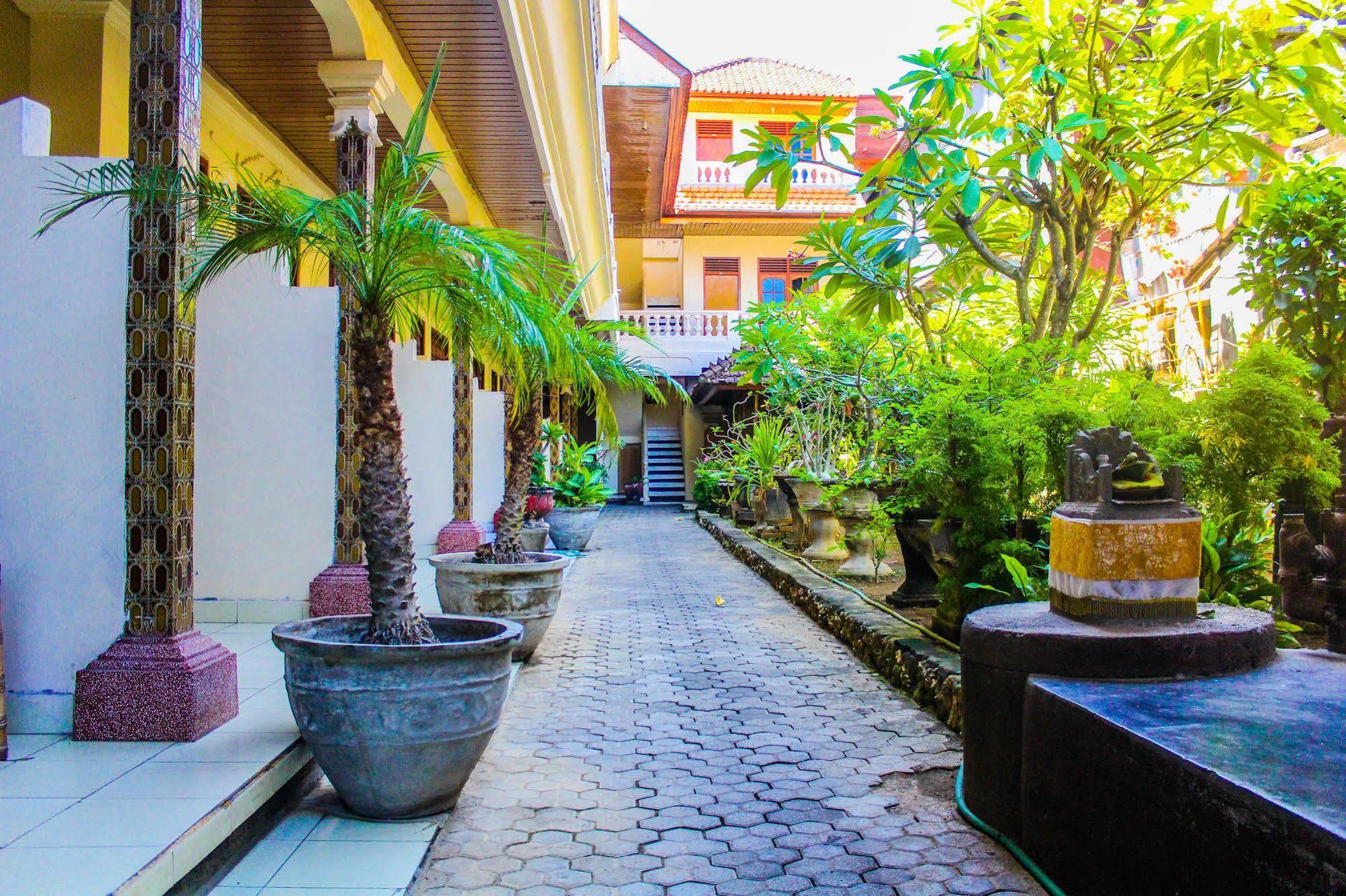 Bali Manik Beach Inn Kuta Lombok Eksteriør billede